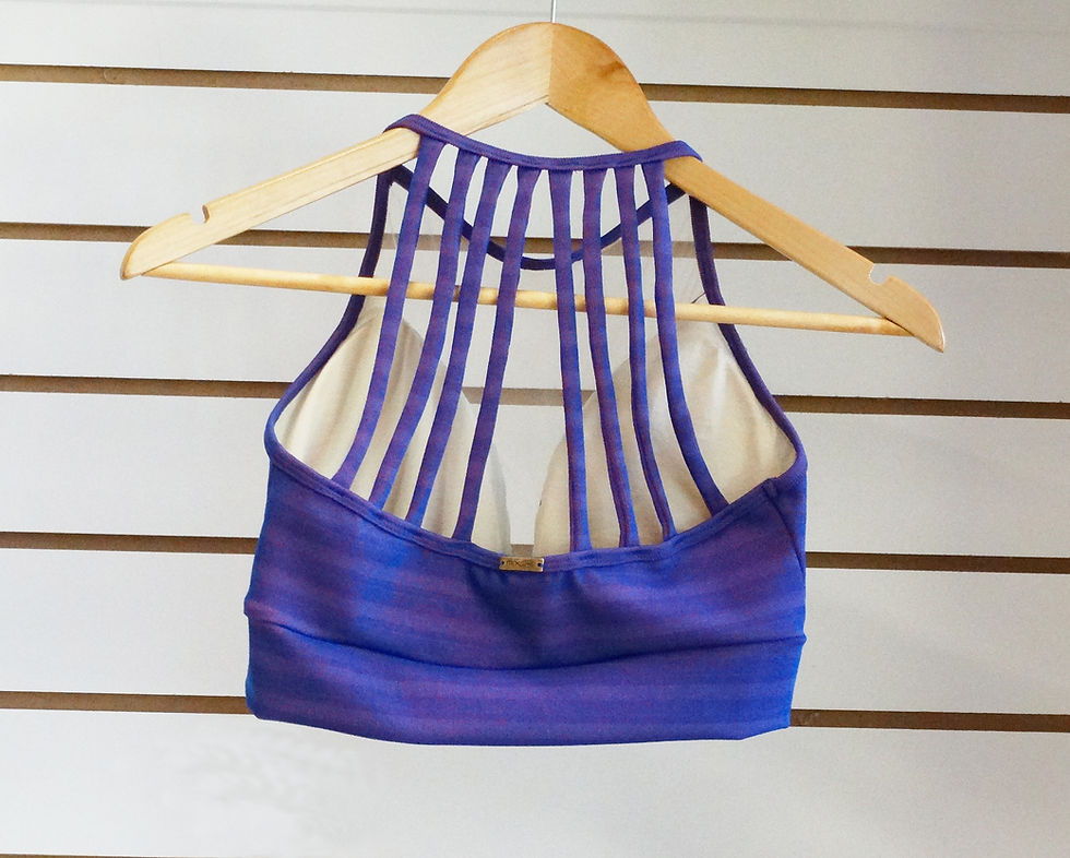 Top Roxo . Costas