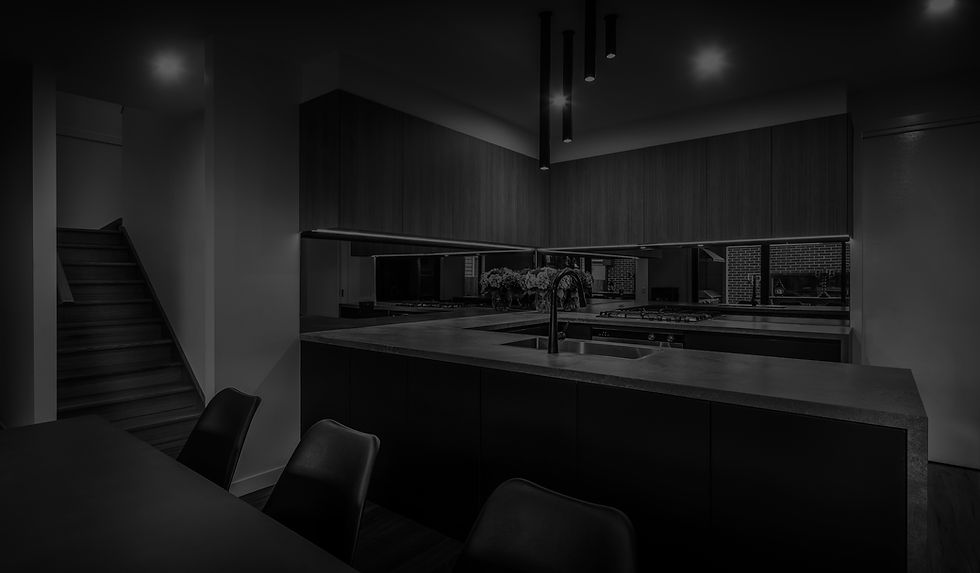 _ALL9677-Edit_flipped_black.jpg