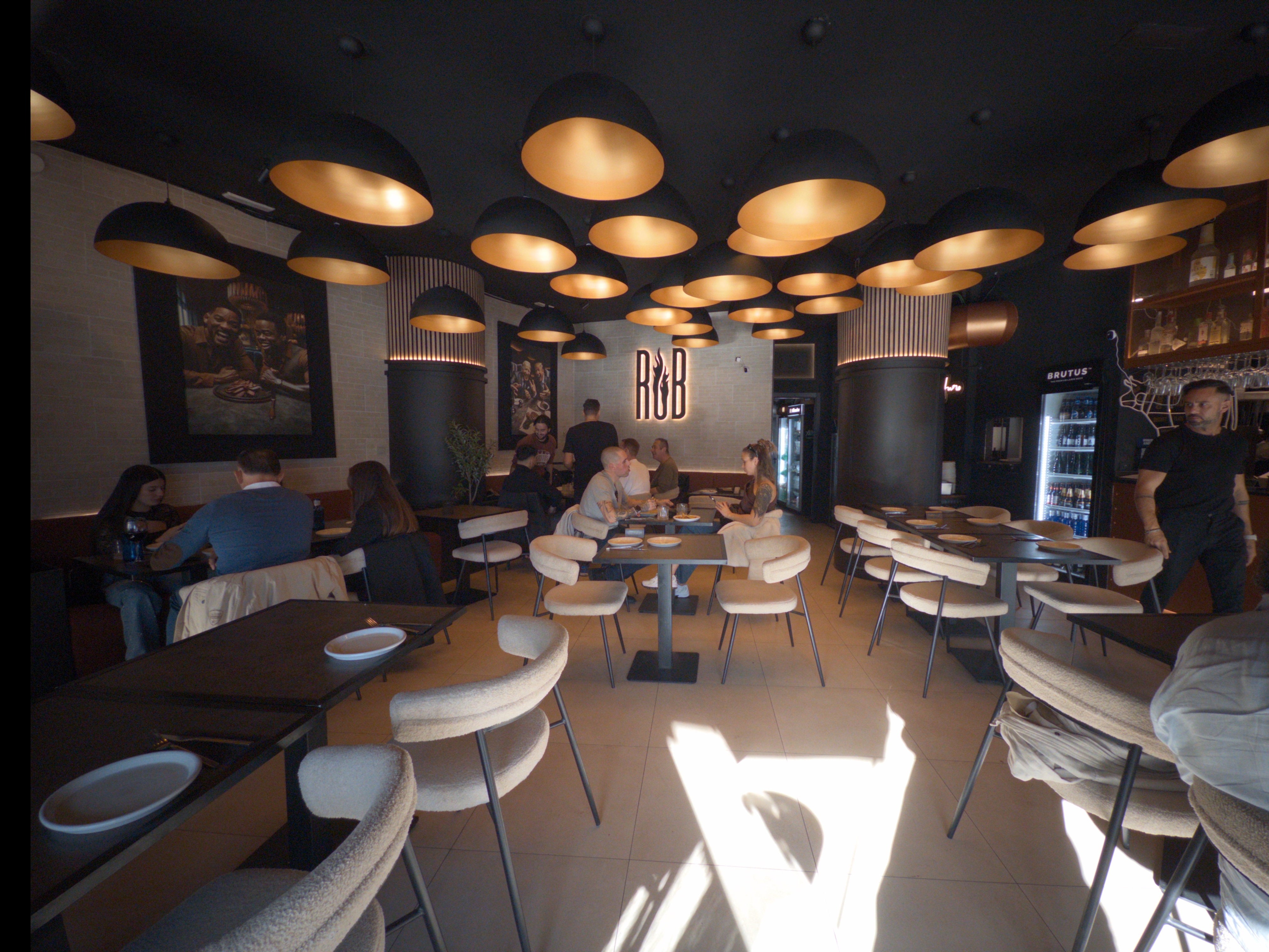 Gorka L Martinez Mezo - Cafe