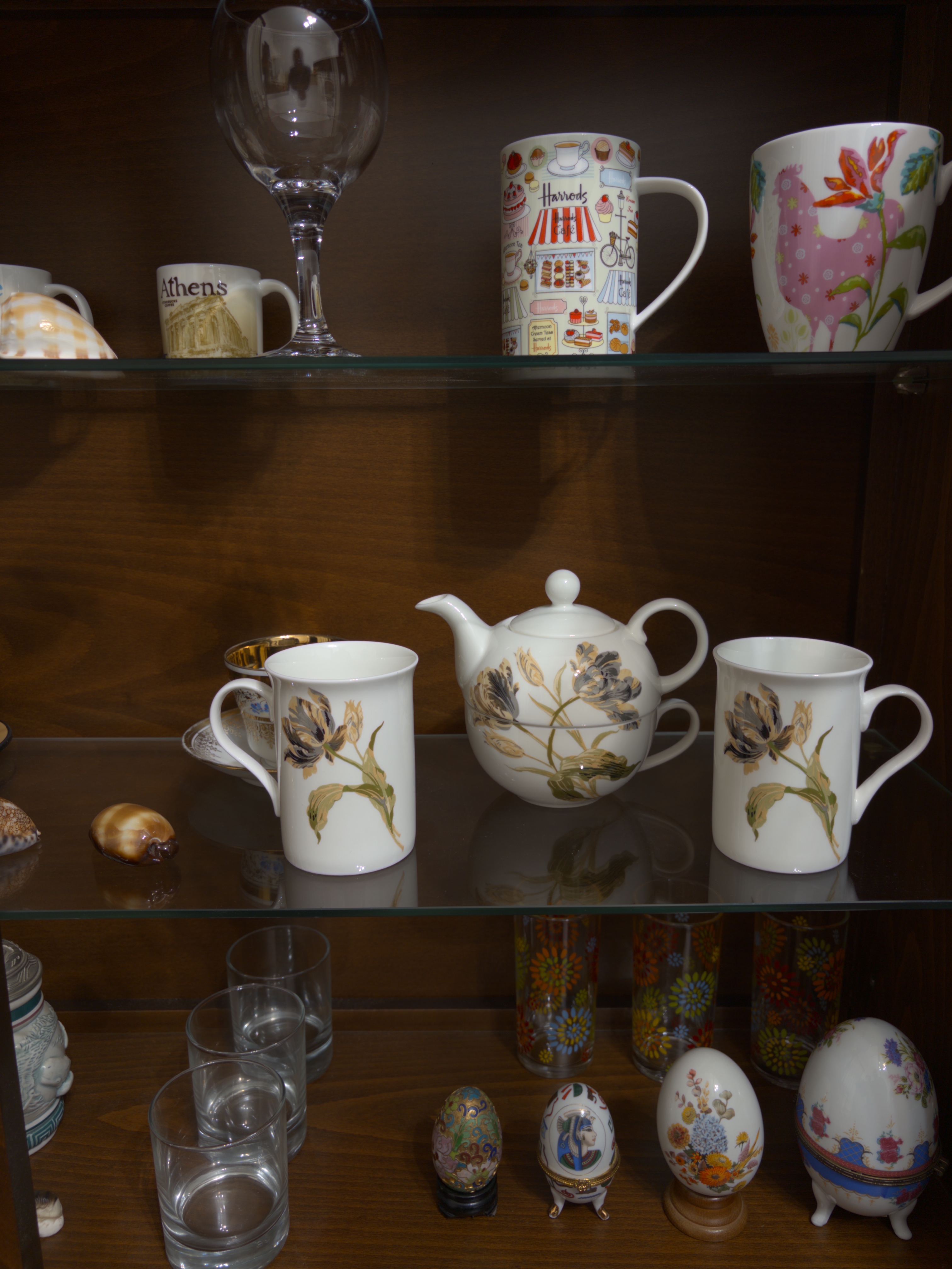 John Konstantaras - Cabinet