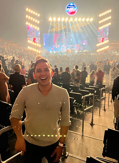 Hawaii Sports Fans Super Bowl Music Fest Wayne Coito.jpg