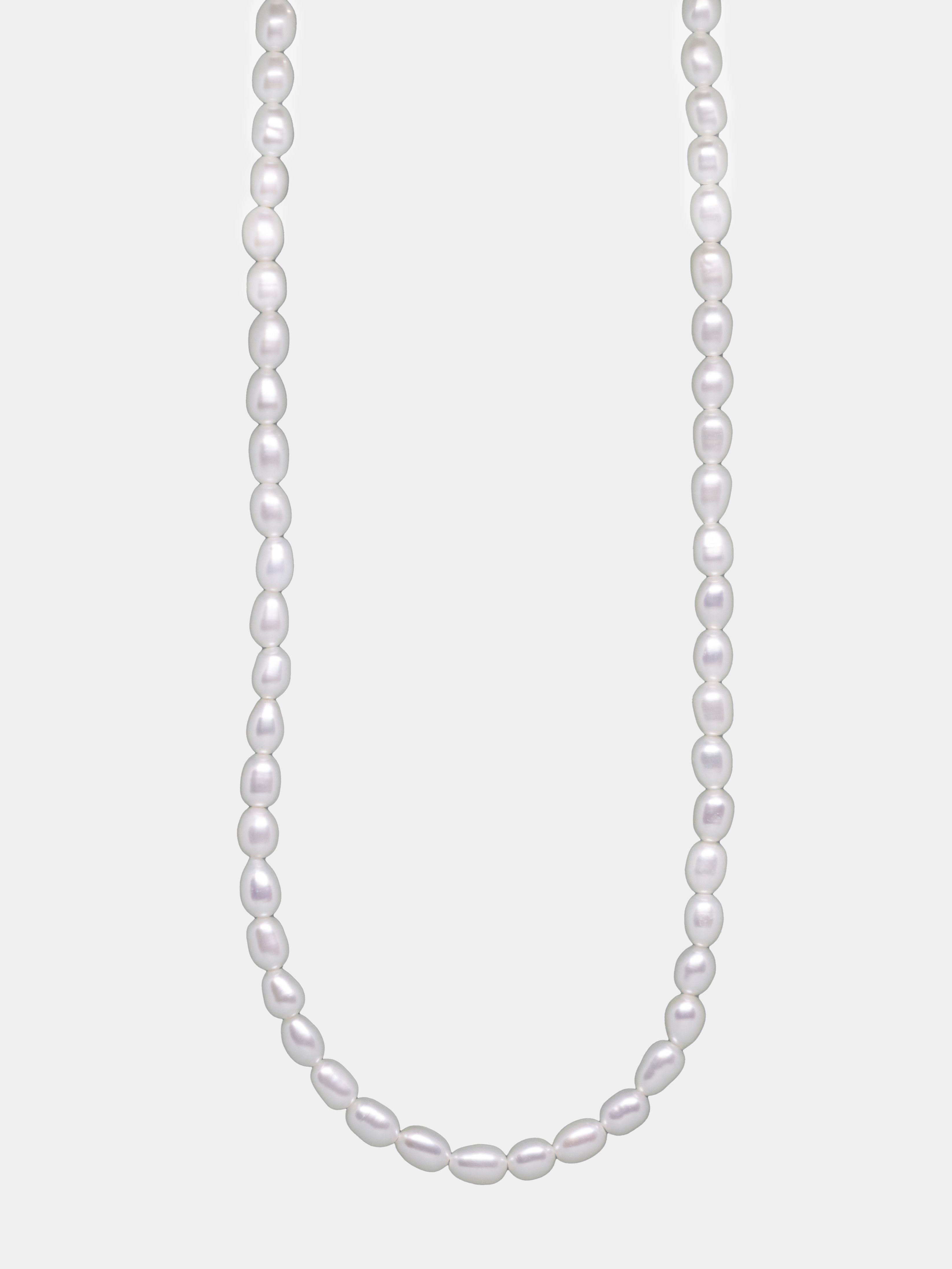 Opulent oval necklace