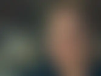 Crítica 'The Whale': Brendan Fraser se convierte en una morbosa atracción que sostiene la película.