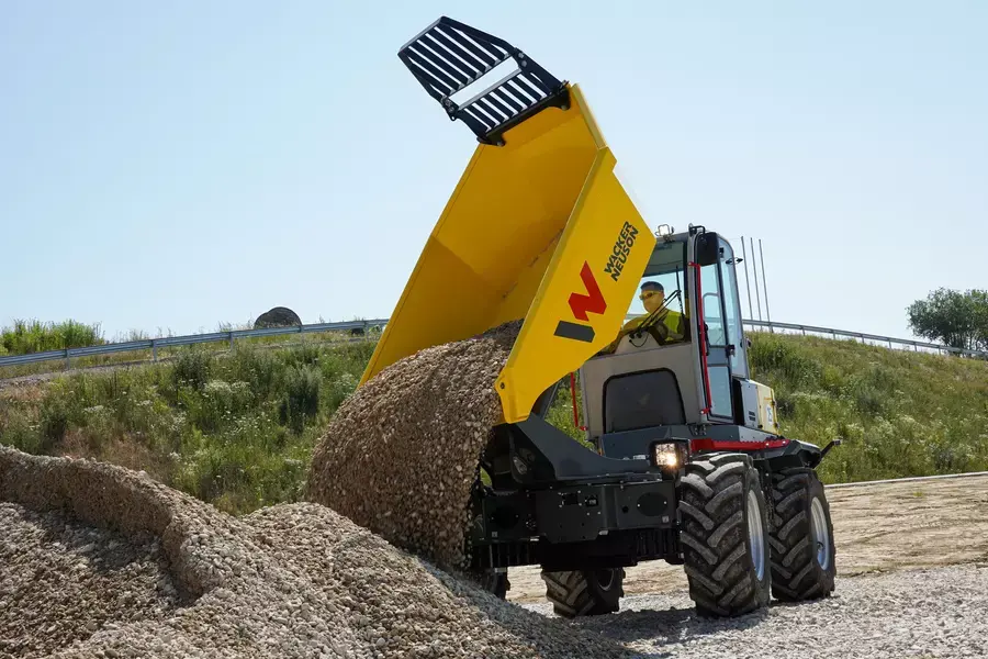 Thumbnail: Wacker Neuson DW60 unloading skip