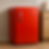 Frigobar vermelho Consul com design retrô em ambiente de cozinha.