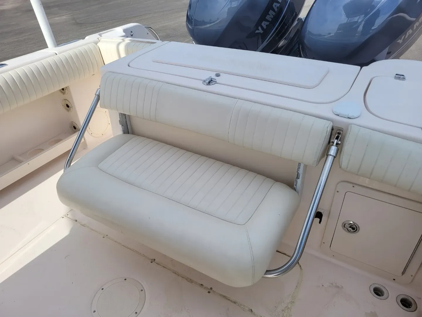 Fisherman 257 2005 gradywhite