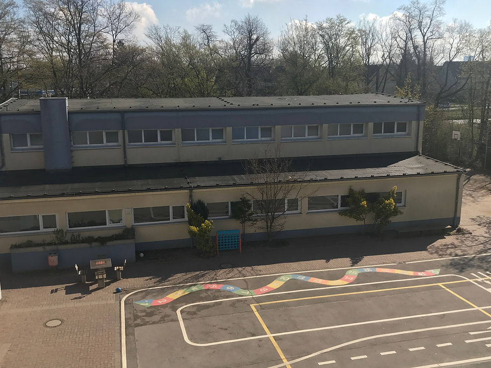 Schulhof (1)