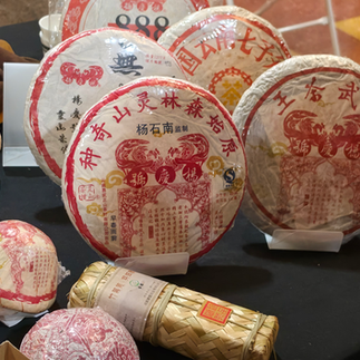 YangQingHao's booth of goodies