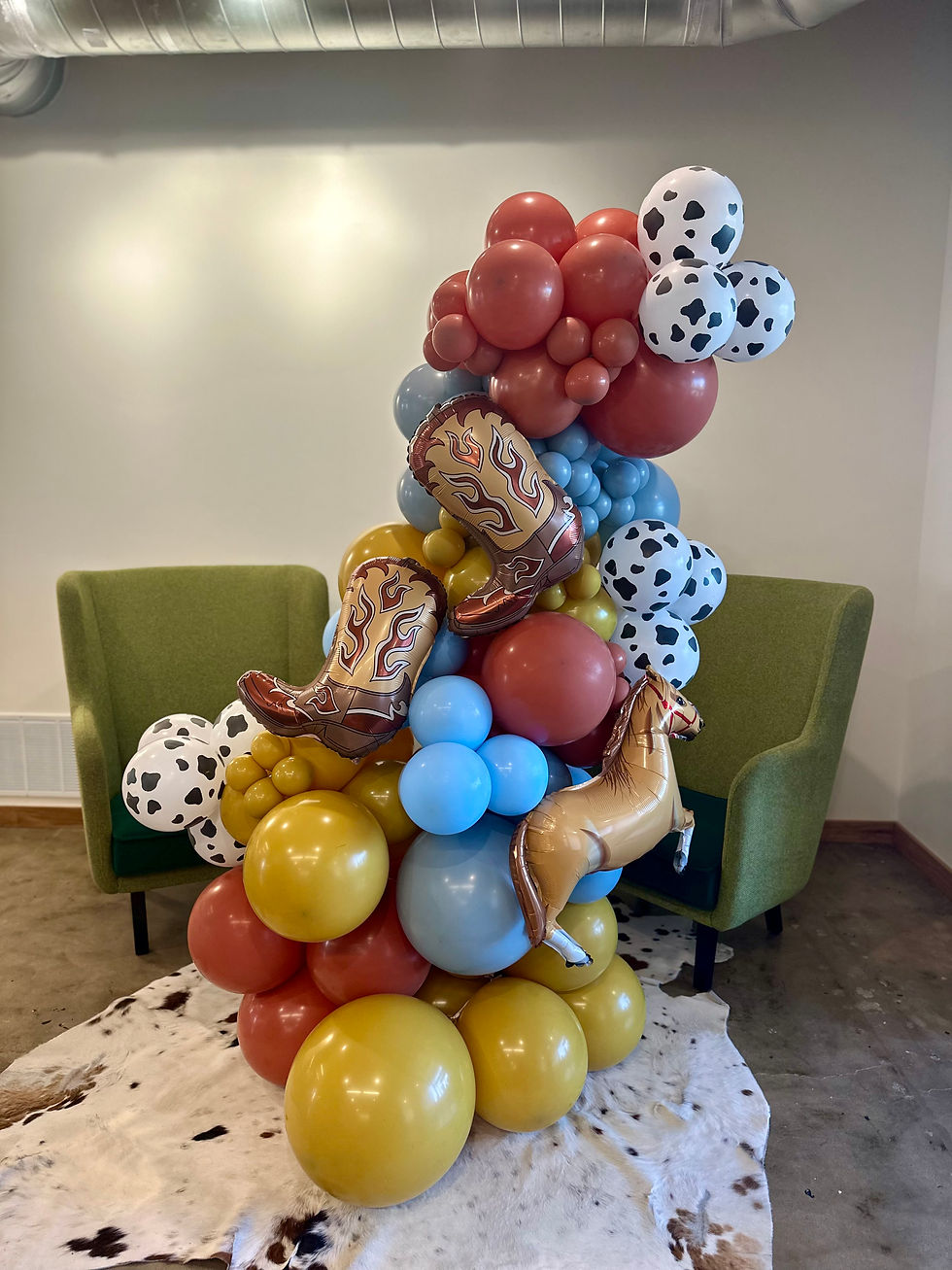 Organic Balloon Column