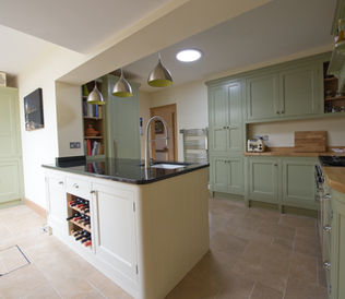 Bespoke open-plan kitchen full furnished