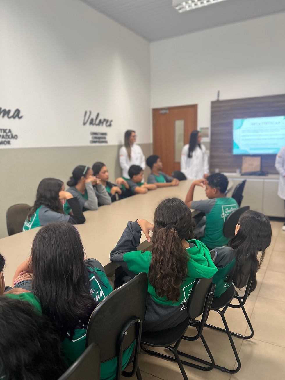 Crianças do Projeto Sonho Infantil participam de conversa sobre Bullying e Cyberbullying