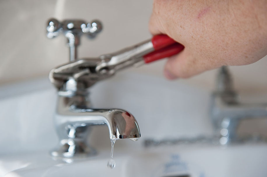 fixing-a-leaking-tap-at-home.jpg
