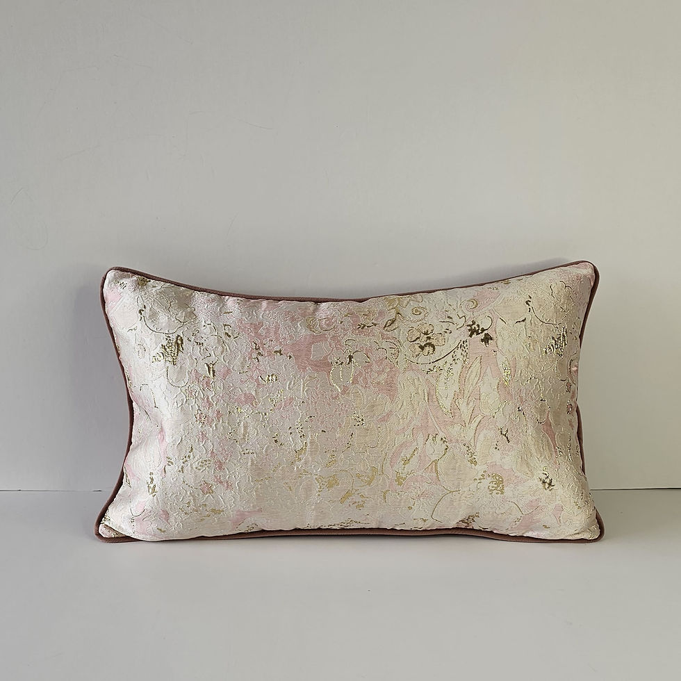 Thumbnail: Fingerprinted leaf pillow, rectangular
