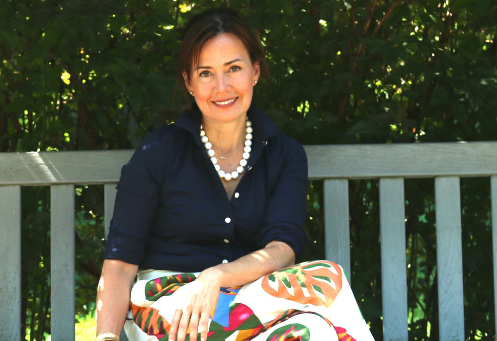 Amelia Jeffers Returns to the Auction Podium