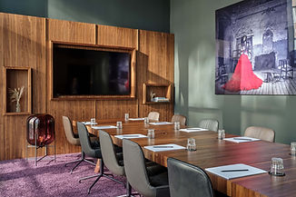 2204-roomers-frankfurt-meeting-rumor-09 (1).jpg
