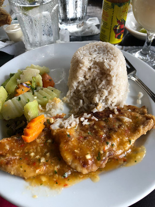 Corvina al ajilo and arrroz con coco