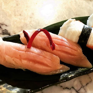 ALBACORE TUNA SUSHI