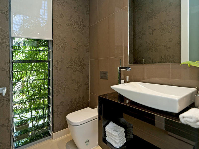 Thumbnail: DISTINCTIVE Bathroom Design Book E-Book
