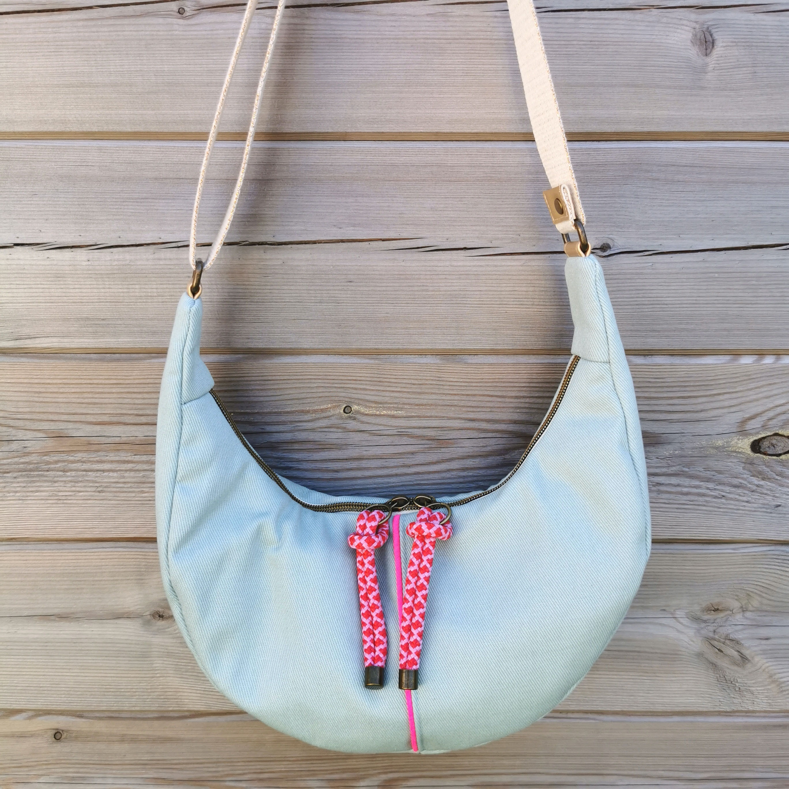Sac demi lune | AXEL | Denim vert d'eau (coloris cordons au choix)
