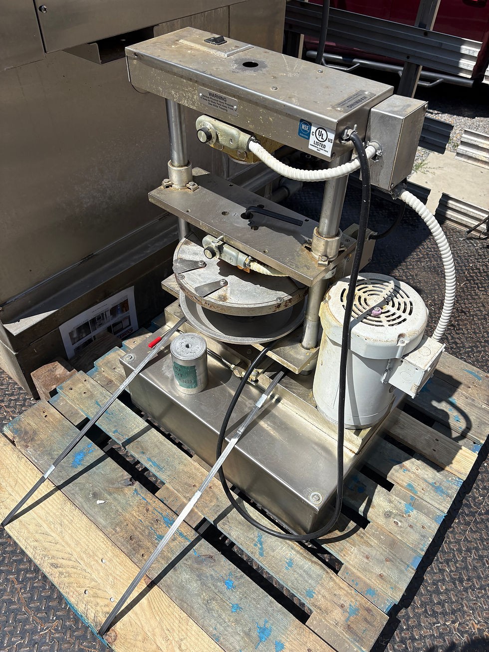 2018 Comtec 2200 Pie Press / Dough Press / Tart Press - Includes 11" Die Set