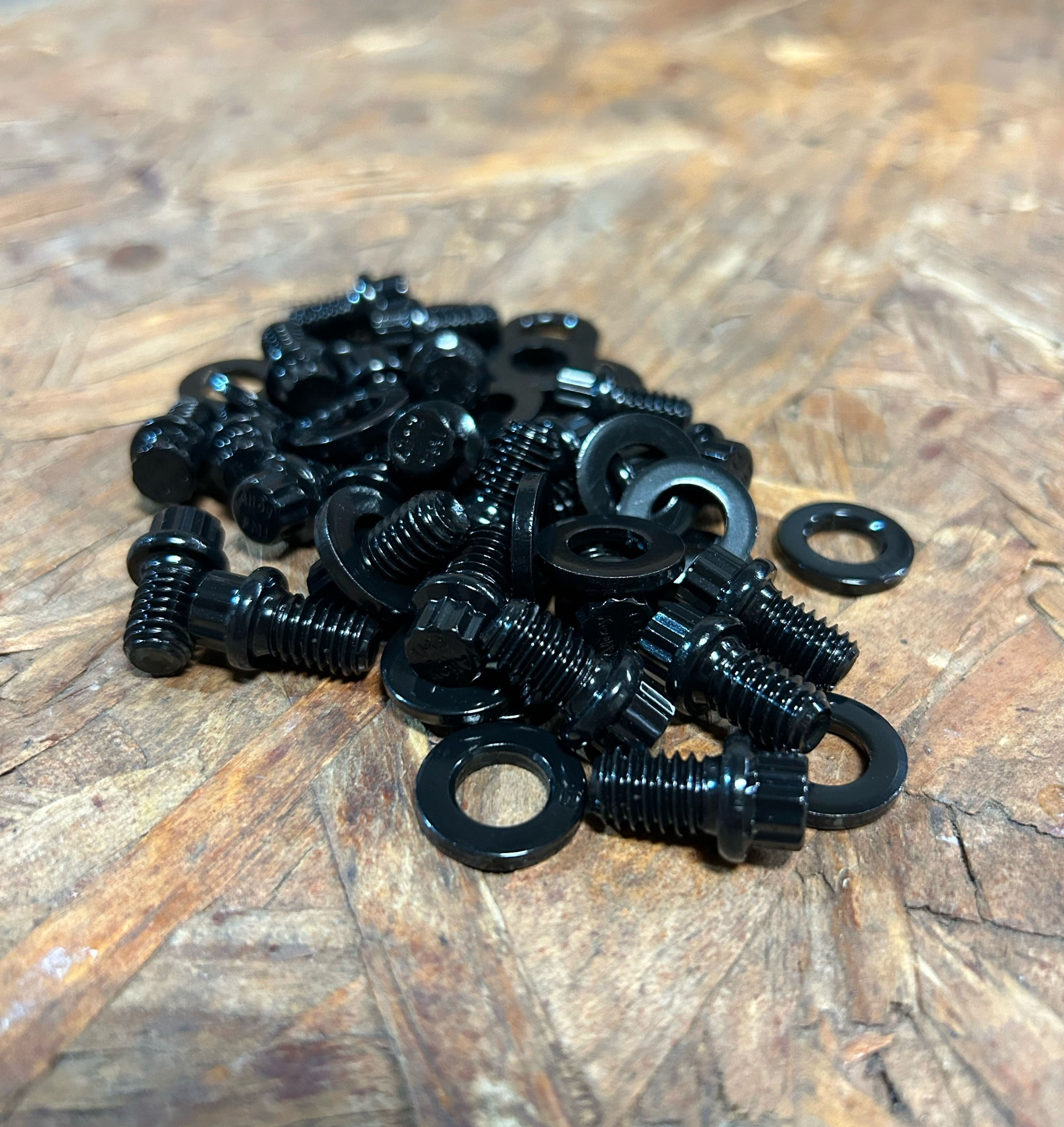 12PT Grade 8 Simulated Beadlock Ring Bolt Kit Gloss Black E-Coat