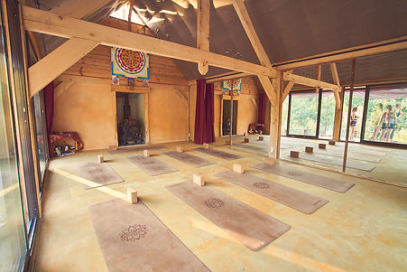 studio 02.jpg