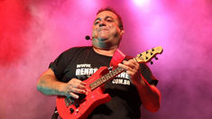 Artista novo no portal - Renato Fechine
