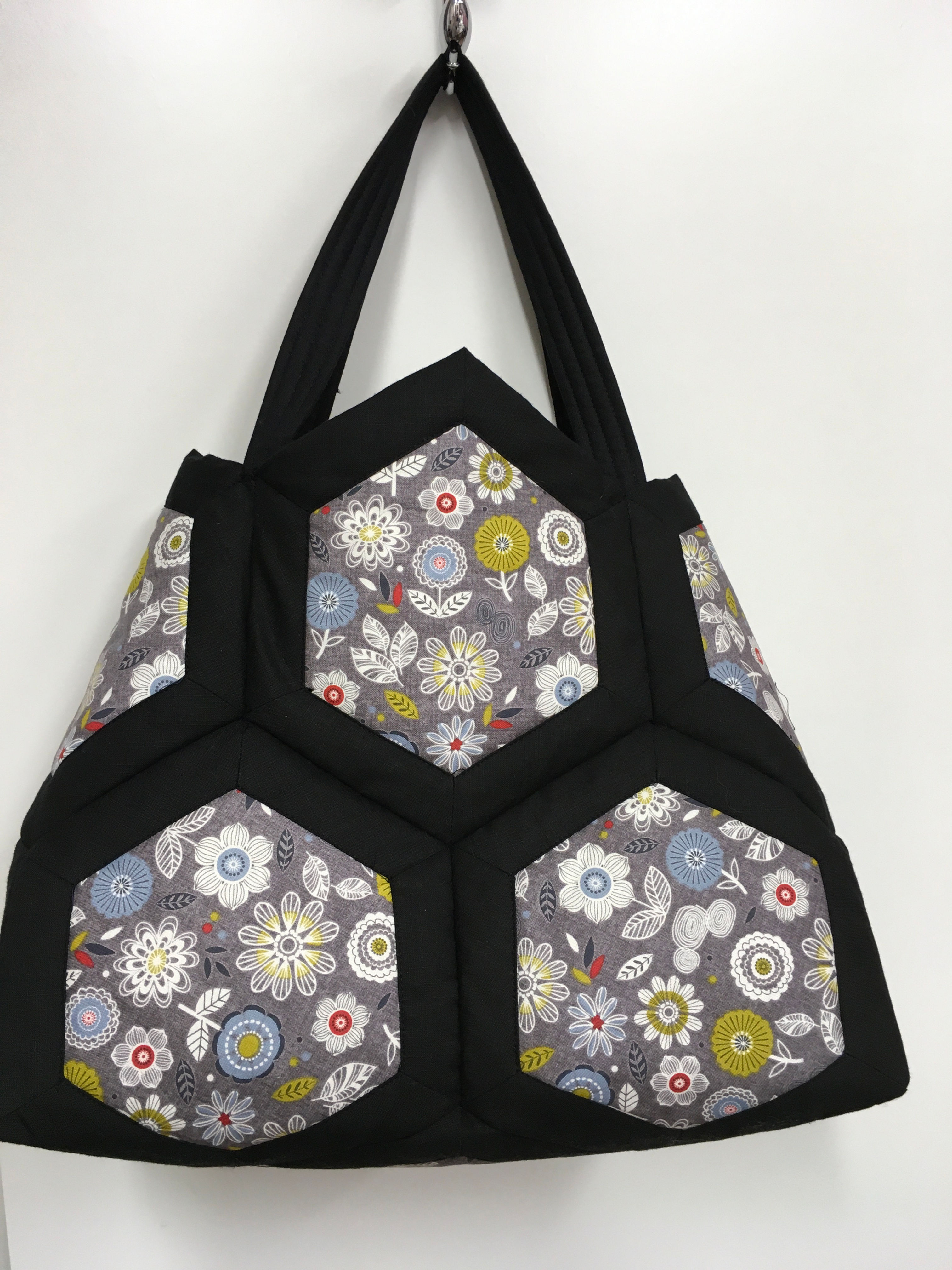 Hexagonal bag