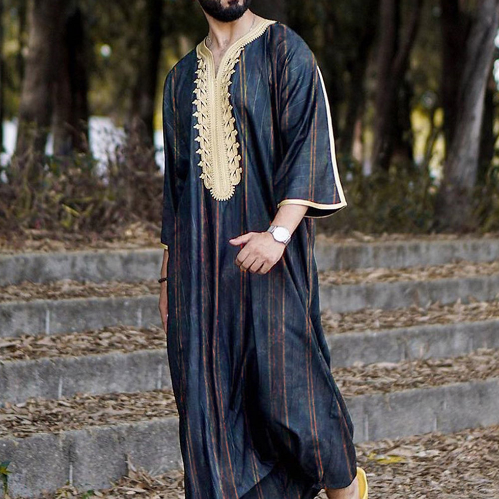 2024 Muslim men's clothing Moroccan embroidered robe striped hand embroidered lo
