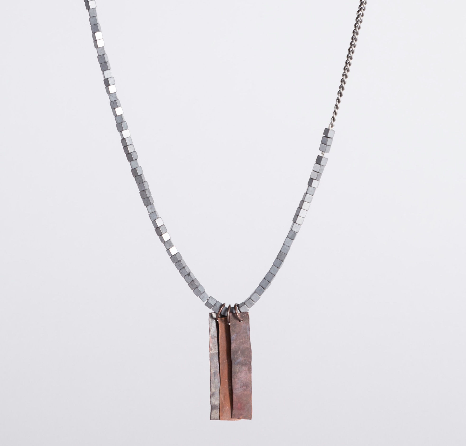 NECKLACE PEARLS // HÄMATIT