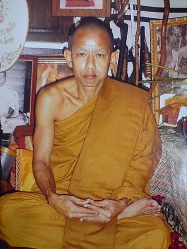 縮圖：必打 阿贊 Uthai 屈為勤崇 BE2548