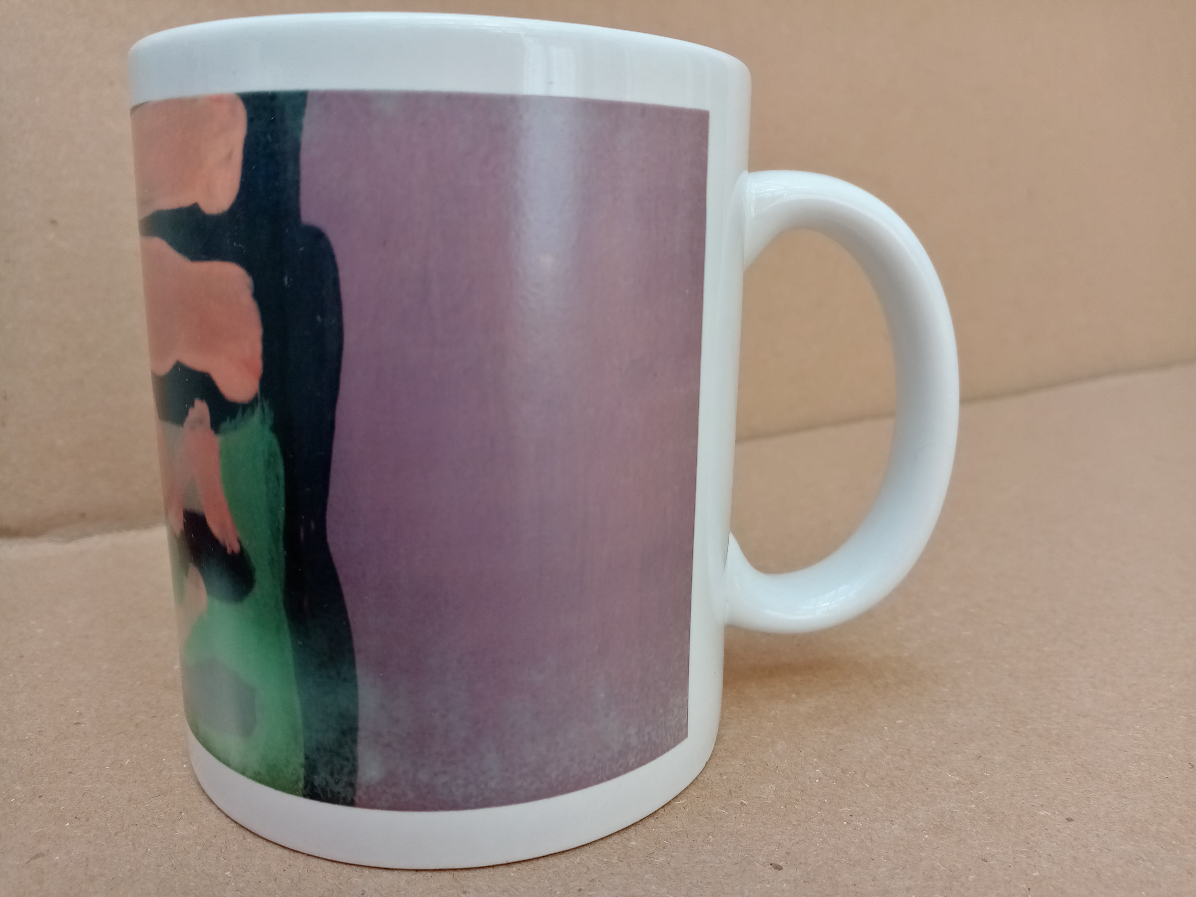 MUGS artesanos, apropiados para el chocolate santafereño.