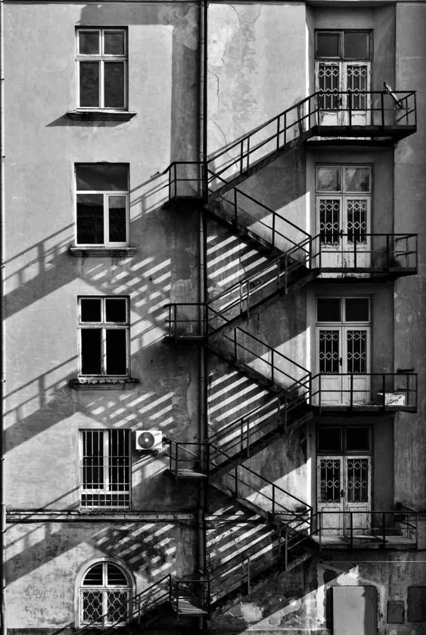 grayscale photo of building