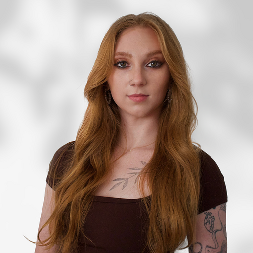Lydia - Profile Picture.png
