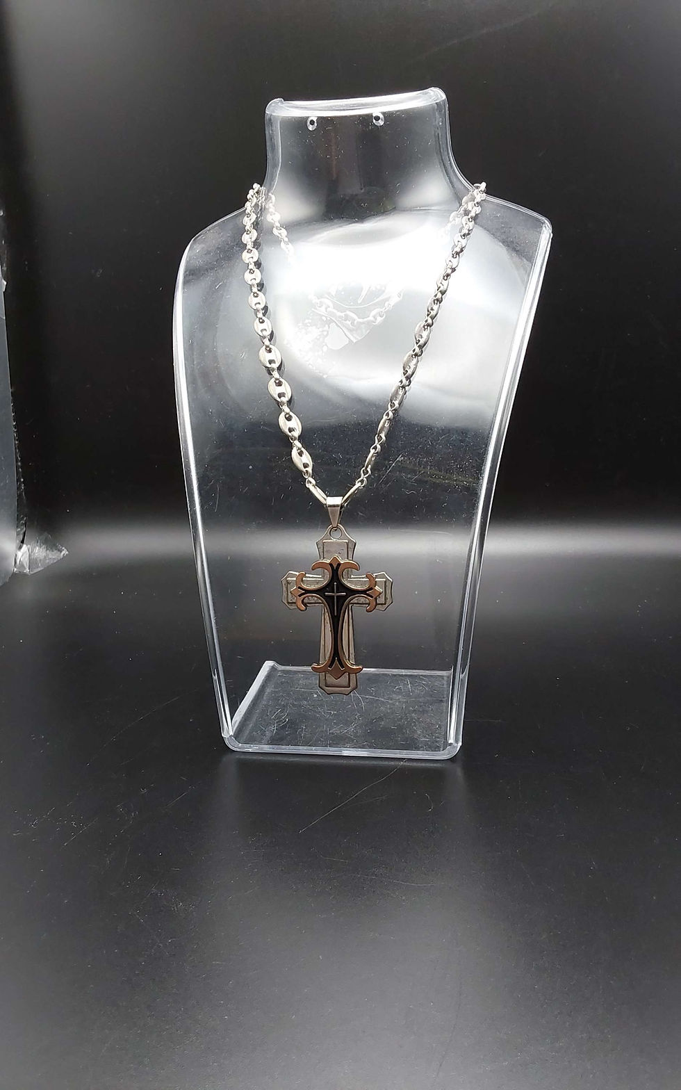 Thumbnail: Men's Silver Cross Chain {J1022}