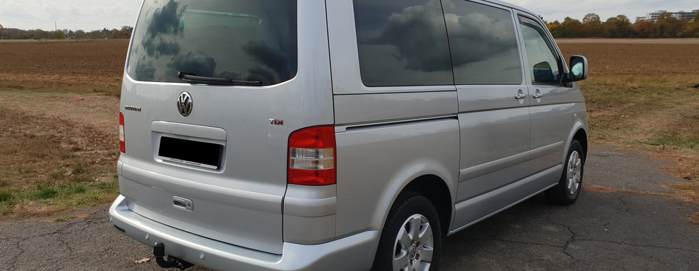 Import Auto Allemagne - Auto Convoi Allemagne - Volkswagen T5 Multivan Confortline 2.5 TDI 131ch