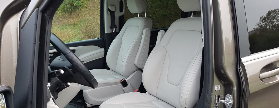 Import Auto Allemagne - Auto Convoi Allemagne - Mercedes Benz V 220 CDI long Avantgarde 163ch