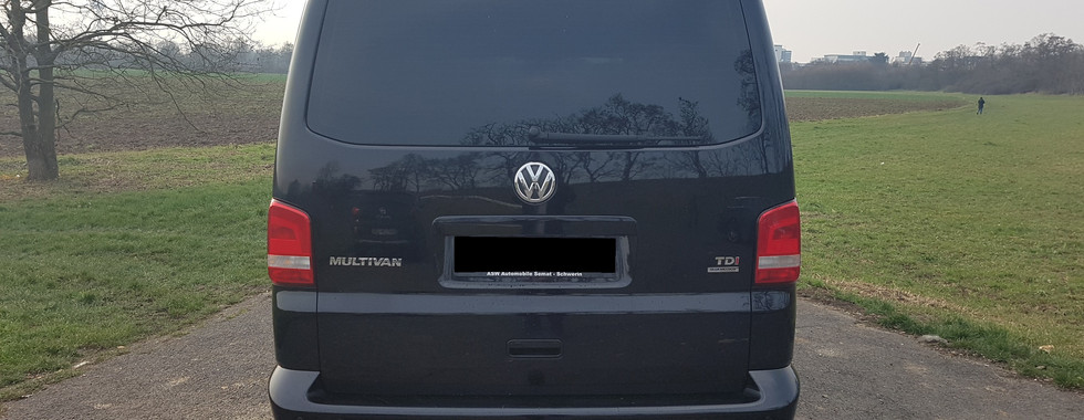 Import Auto Allemagne - Auto Convoi Allemagne - Volkswagen T5 Multivan Special Bluemotion 2.0 TDI 140ch