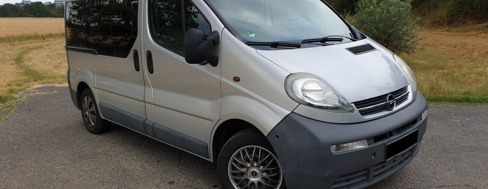 Import Auto Allemagne - Auto Convoi Allemagne - Opel Vivaro Tour 2.0 120ch
