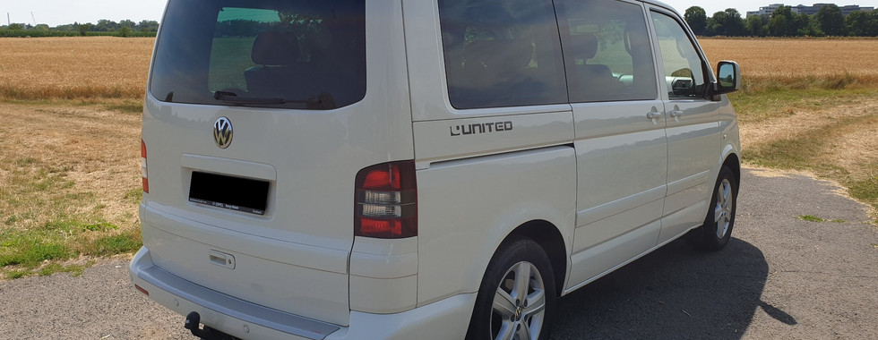 Import Auto Allemagne - Auto Convoi Allemagne - Volkswagen T5 Multivan United 2.5 TDI 131ch