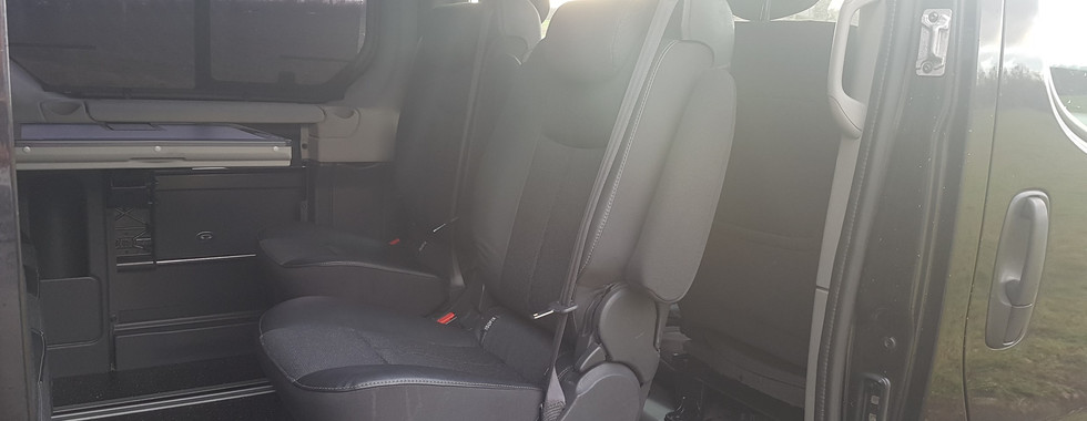 Import Auto Allemagne - Auto Convoi Allemagne - Renault Trafic Generation Evado 2.5 dCi 145ch