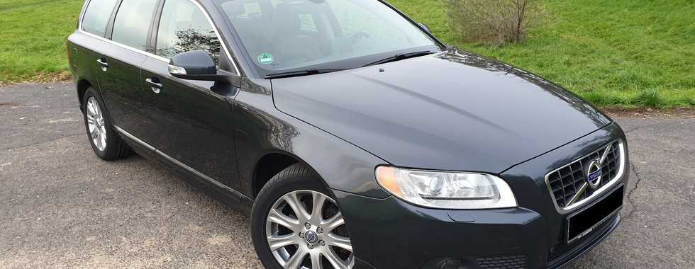 Import Auto Allemagne - Auto Convoi Allemagne - Volvo V70 D3 Momentum 163ch