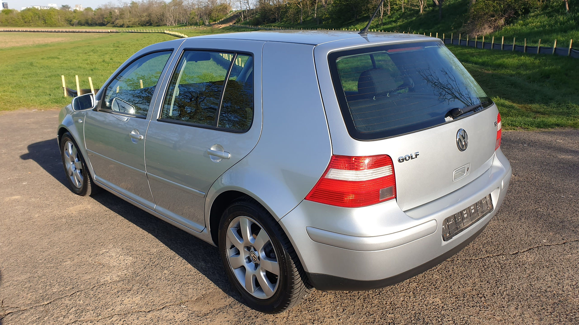 Import Auto Allemagne - Auto Convoi Allemagne -  Volkswagen Golf 4 Pacific 1.6 16V 105ch