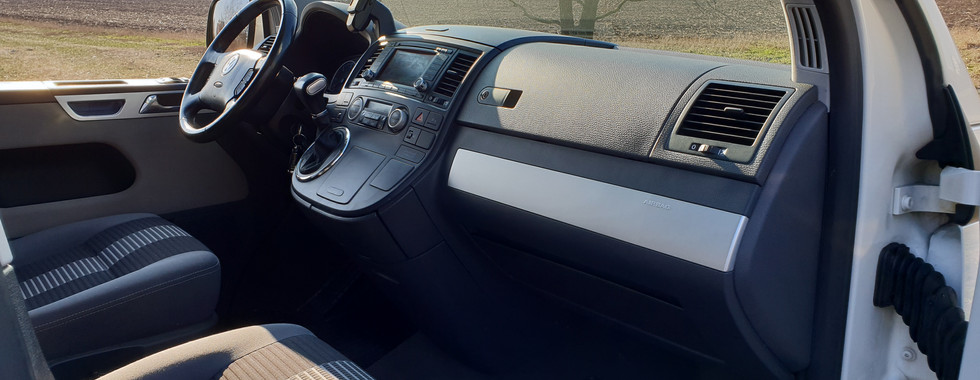 Import Auto Allemagne - Auto Convoi Allemagne - Volkswagen T5 Multivan United 2.5 TDI 174ch