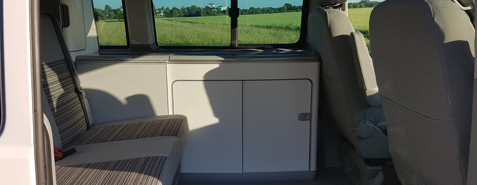 Import Auto Allemagne - Auto Convoi Allemagne - Volkswagen T5 California Generation 4motion 2.0 TDI 179ch