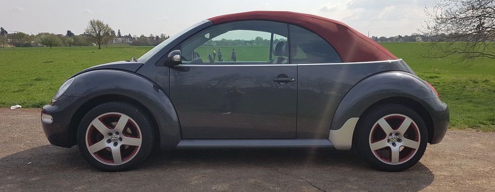 Import Auto Allemagne - Auto Convoi Allemagne - Volkswagen New Beetle Cabriolet Dark Flint 1.9 TDI 101ch