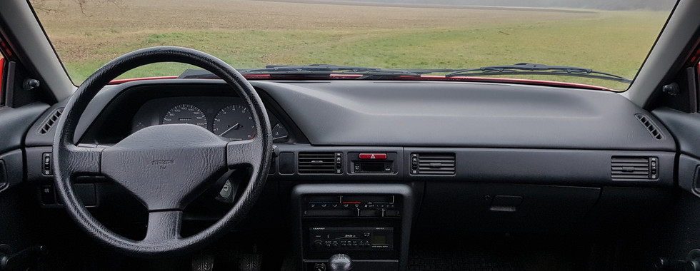 Import Auto Allemagne - Auto Convoi Allemagne - Mazda 323 1.6 16V GLX 88ch