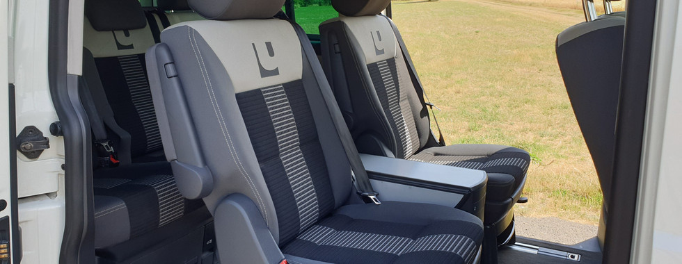 Import Auto Allemagne - Auto Convoi Allemagne - Volkswagen T5 Multivan United 2.5 TDI 131ch