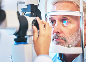 Goldmann-Applanationstonometrie mit Blaulichtfilter – präzise Augendruckmessung an der Spaltlampe bei Augena in Adliswil