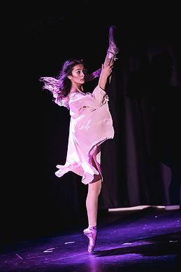 Fundamentals of Dance/Leaps and Turns